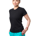 Model casual pentru femei – tricou negru basic fabricat în Moldova din bumbac moale