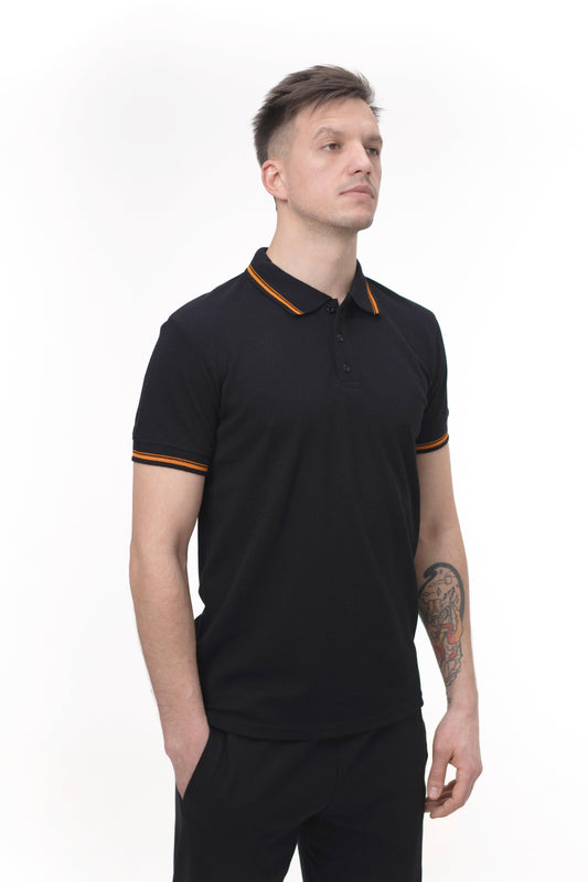 Tricou polo negru & oranj din bumbac, croială confortabilă și material premium.
